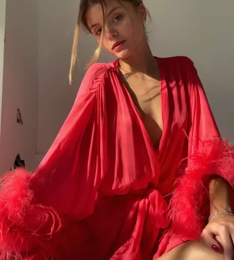 Image 4226625 from Dasha Komarova / Darya Komarova / Odarka Komarova