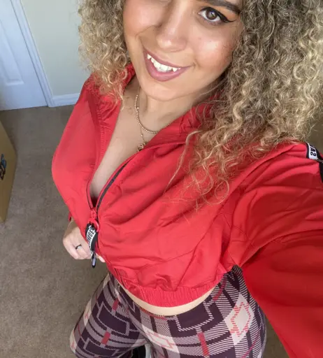 Image 4221327 from JustYeliz