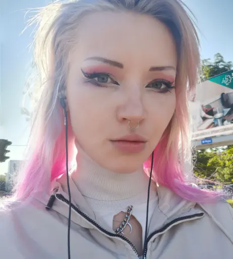 Image 421499 from Lorelaye