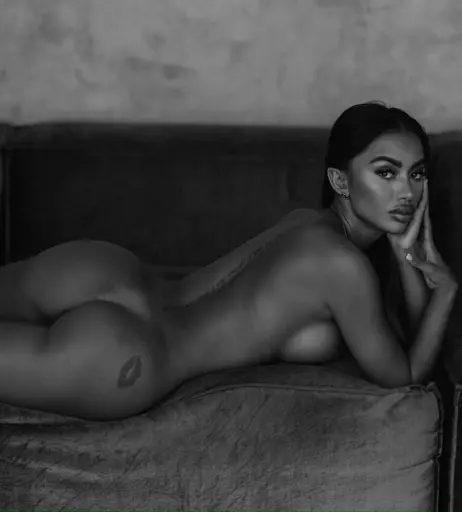 Image 4200428 from Carla Piece of Art