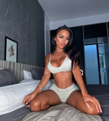 Image 4200796 from Carla Piece of Art