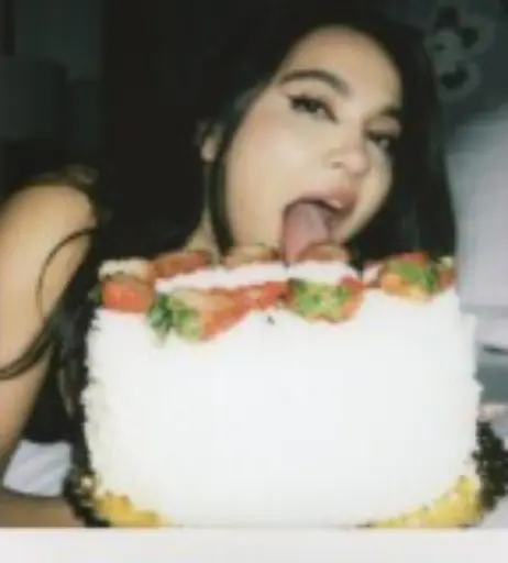 Image 4395541 from Stella Hudgens (Vanessa's Sister)