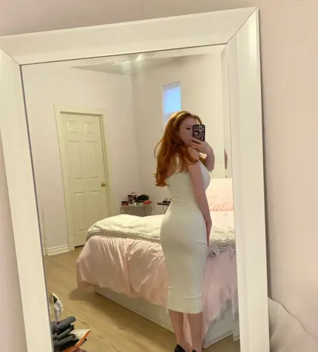 Image 4395463 from Francesca Capaldi (18)