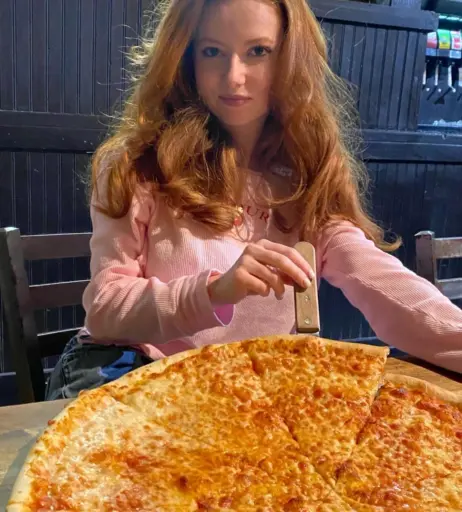 Image 4395282 from Francesca Capaldi (18)