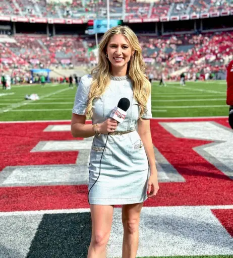 Image 4396386 from Sports tv hosts/reporters