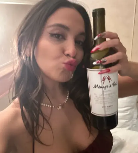 Image 4396280 from Stella Hudgens (Vanessa's Sister)