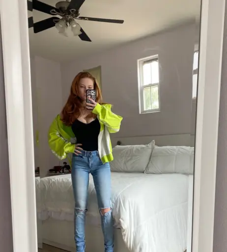 Image 4392484 from Francesca Capaldi (18)