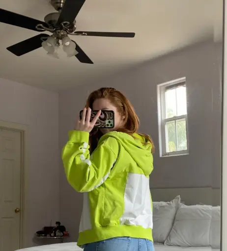 Image 4392445 from Francesca Capaldi (18)