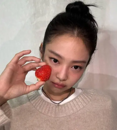 Image 4393944 from Jennie | BLΛƆKPIИK (Blackpink)