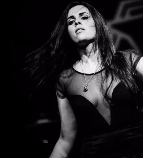 Image 4399578 from Women of Metal