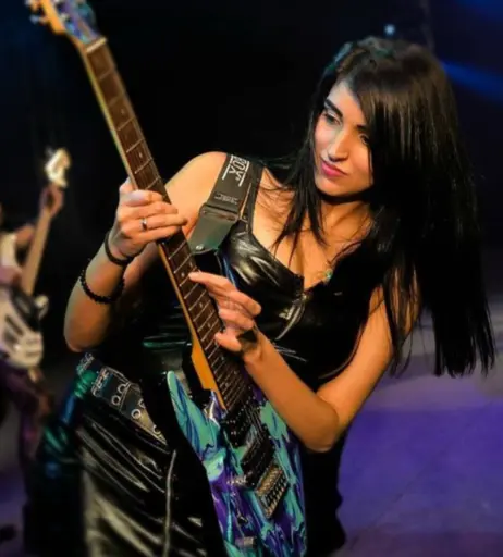 Image 4399059 from Women of Metal