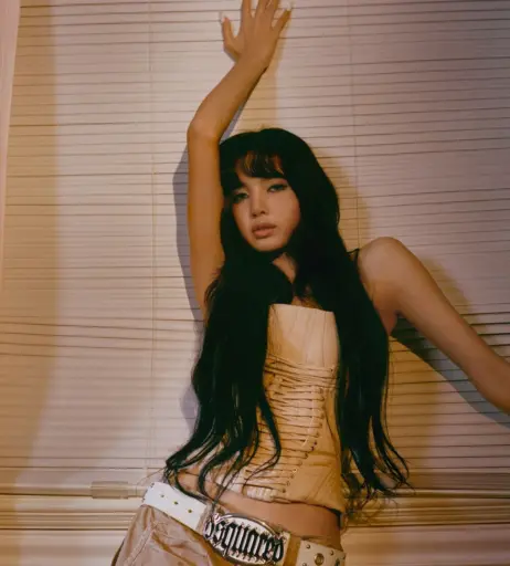 Image 4399941 from Lisa | BLΛƆKPIИK (Blackpink)