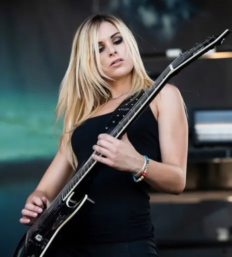 Image 4398605 from Women of Metal