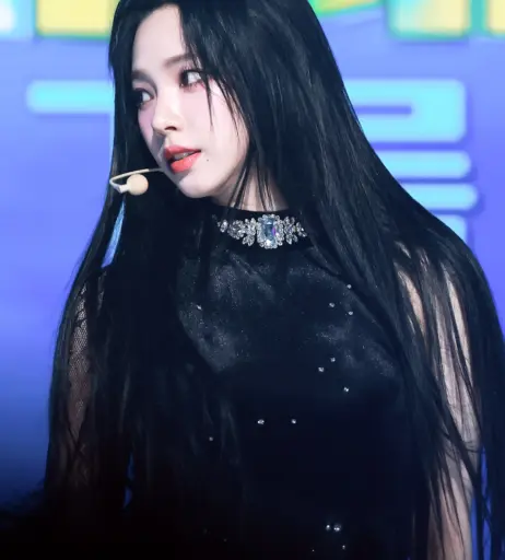 Image 4398396 from Karina (æspa / aespa)