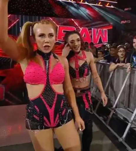 Image 4385860 from Isla Dawn