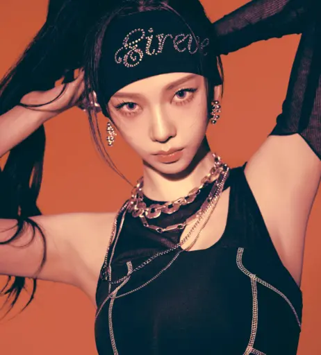 Image 4386544 from Karina (æspa / aespa)