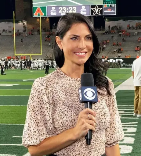 Image 4387899 from Sports tv hosts/reporters