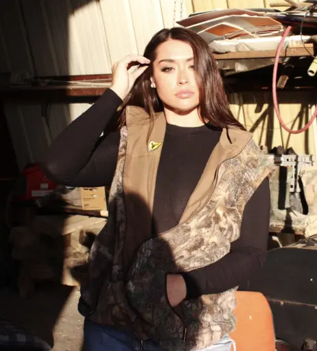 Image 4387799 from Chandler Olivia Hayden