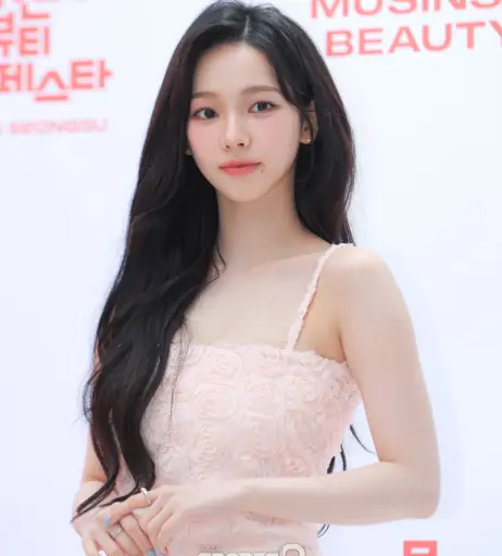 Image 4387045 from Karina (æspa / aespa)