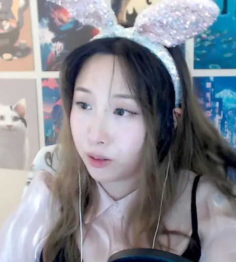 Image 4387221 from Starsmitten / Celine