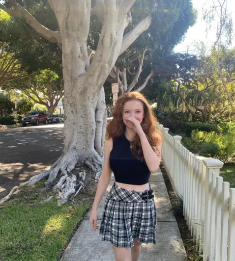 Image 4387220 from Francesca Capaldi (18)