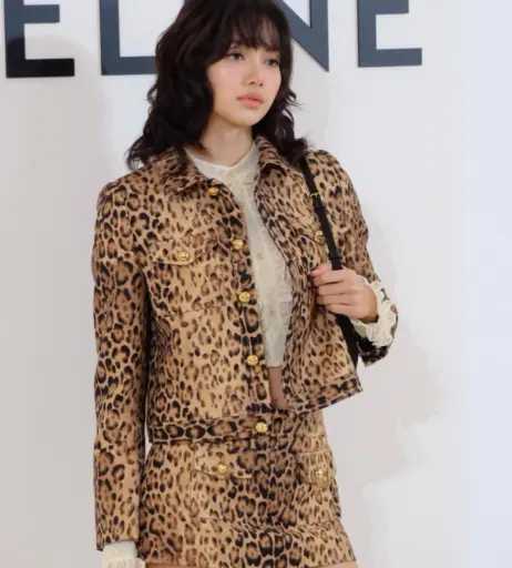 Image 4384522 from Lisa | BLΛƆKPIИK (Blackpink)