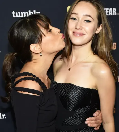 Image 4381064 from Alycia Debnam Carey