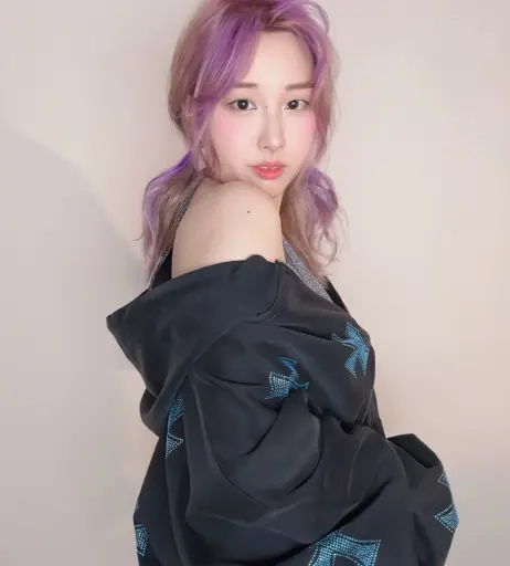 Image 4382875 from Starsmitten / Celine