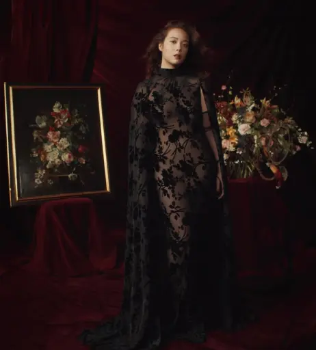 Image 4380841 from Laufey lin