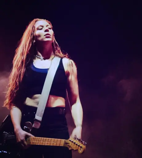 Image 4380878 from Women of Metal