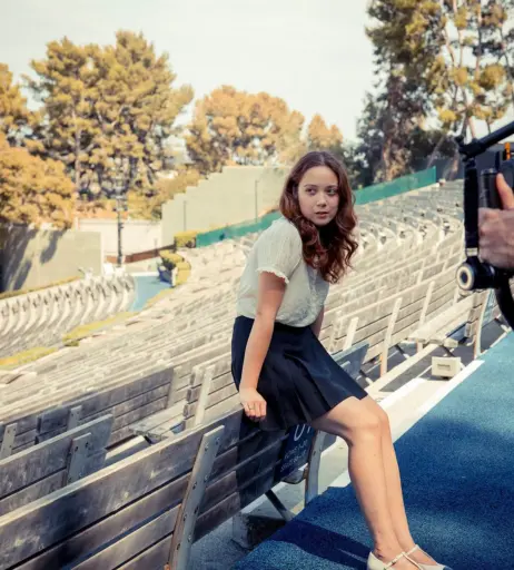 Image 4380576 from Laufey lin