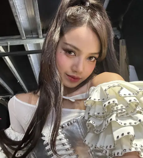 Image 4380604 from Lisa | BLΛƆKPIИK (Blackpink)