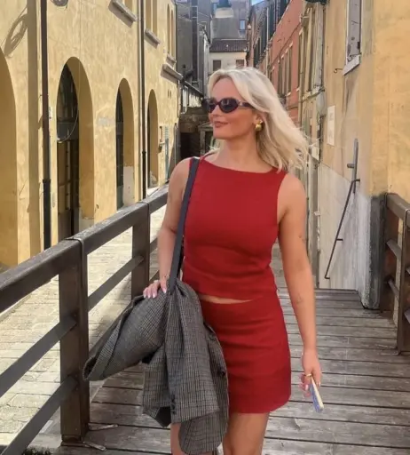 Image 4380056 from Amelia Eve Gibson | Millie Gibson