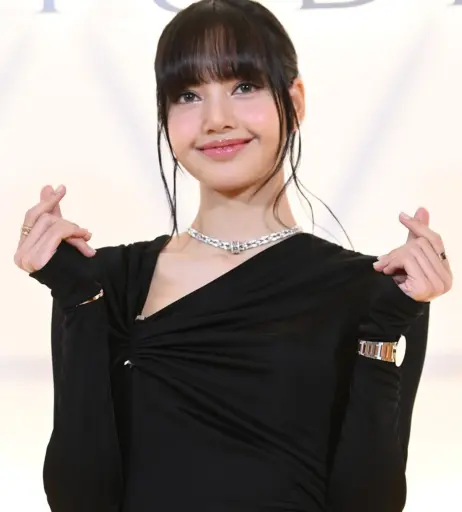 Image 4389926 from Lisa | BLΛƆKPIИK (Blackpink)