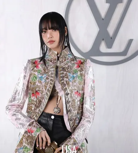 Image 4388844 from Lisa | BLΛƆKPIИK (Blackpink)