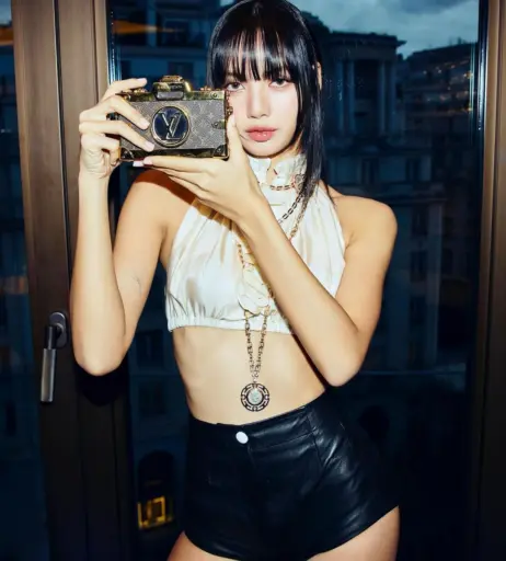 Image 4388503 from Lisa | BLΛƆKPIИK (Blackpink)