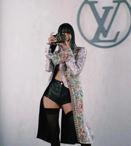 Image 4388230 from Lisa | BLΛƆKPIИK (Blackpink)