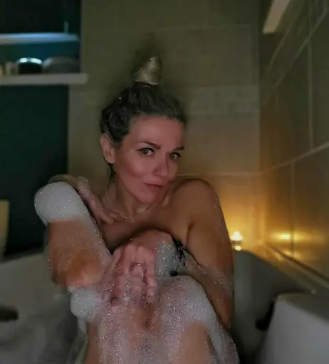 Image 4376664 from Session Moth Martina