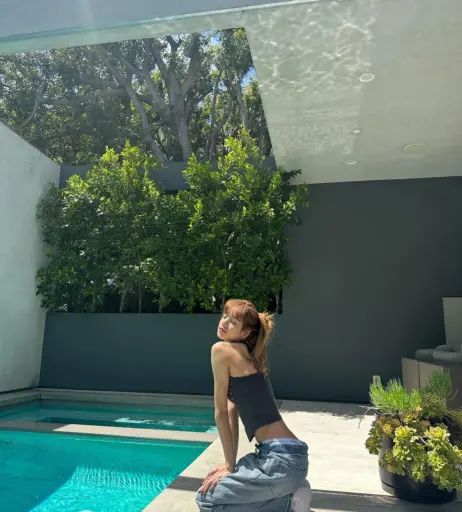 Image 4376631 from Lisa | BLΛƆKPIИK (Blackpink)