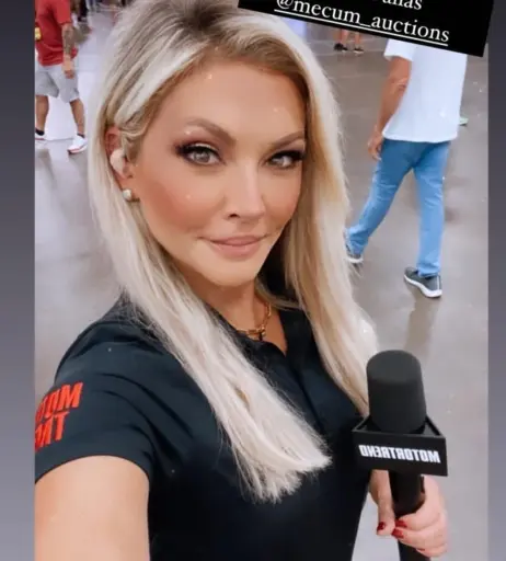 Image 4372778 from Sports tv hosts/reporters