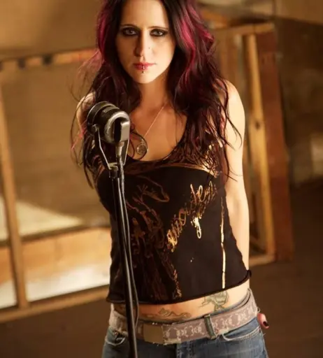 Image 4372985 from Women of Metal