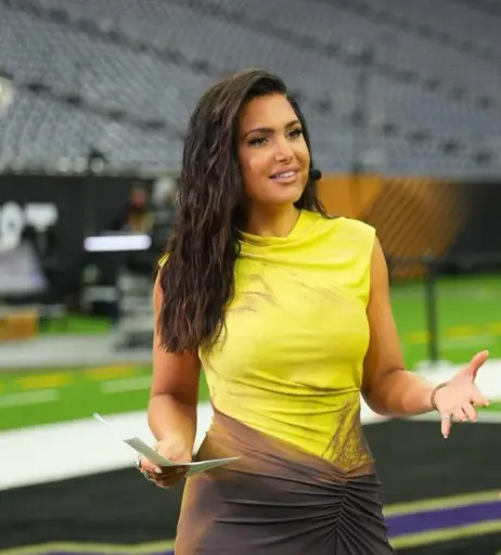 Image 4370446 from Sports tv hosts/reporters