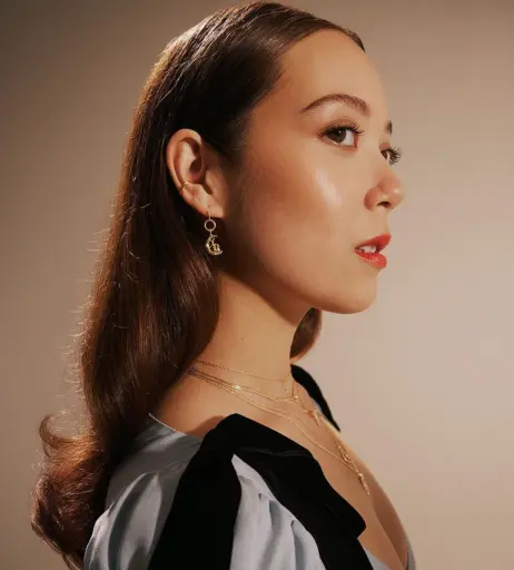 Image 4379040 from Laufey lin