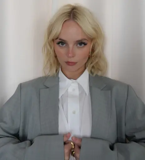 Image 4378709 from Amelia Eve Gibson | Millie Gibson