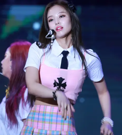 Image 4365603 from Jennie | BLΛƆKPIИK (Blackpink)
