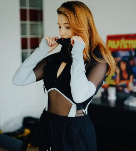 Image 4365276 from Cadaea