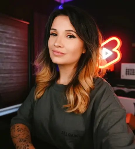 Image 4361874 from Cadaea