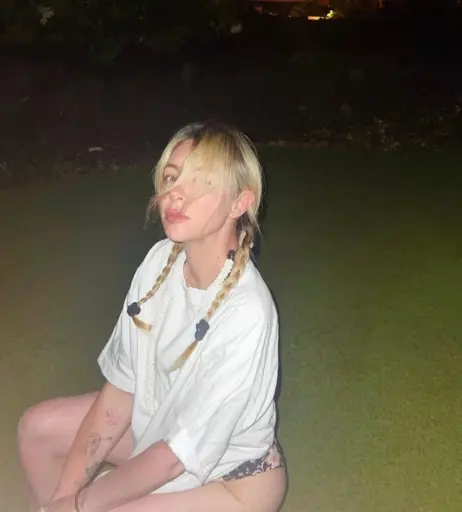 Image 4361114 from Alison Wonderland