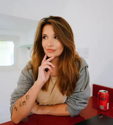 Image 4362146 from Cadaea