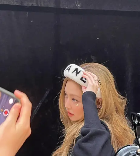 Image 4363624 from Jennie | BLΛƆKPIИK (Blackpink)